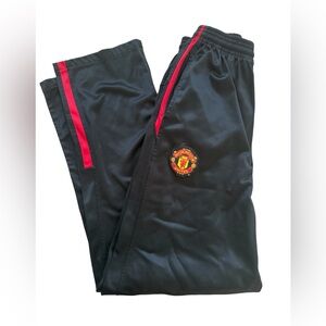 Nike dry fit Manchester United youth XL black red stripe training pants